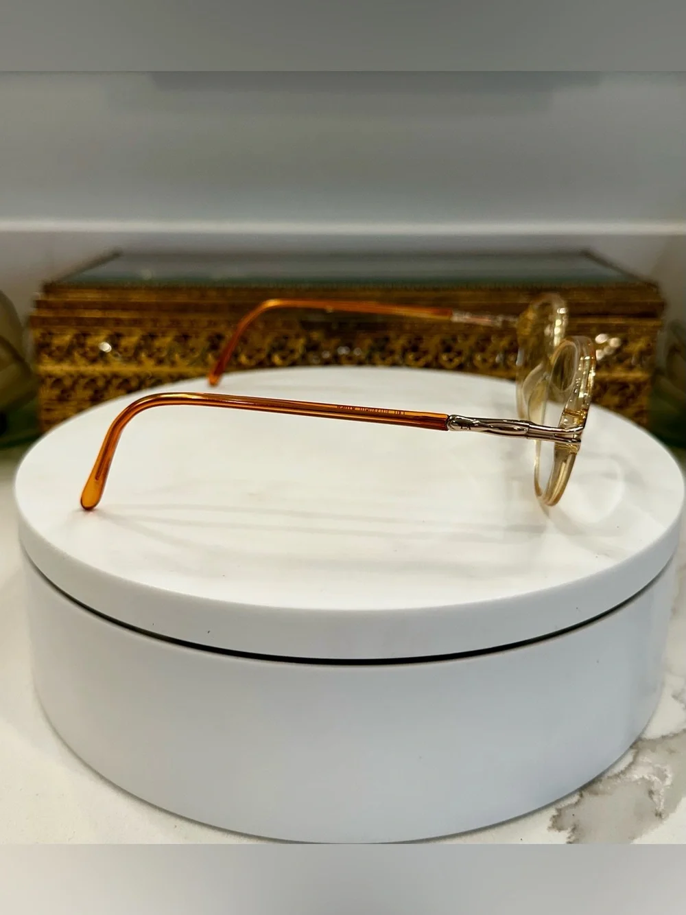 VTG Elizabeth Arden Orange & Gold Rounded Oval Patterned Rx Eyeglass Frames EUC